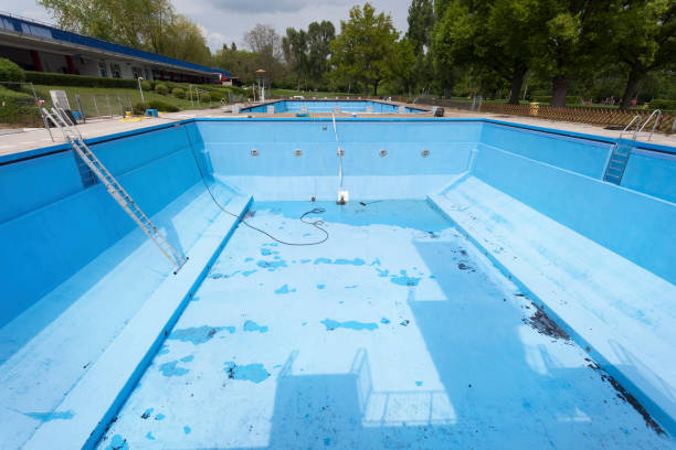 Best Commercial water damage restoration  in Ladysmith, WI